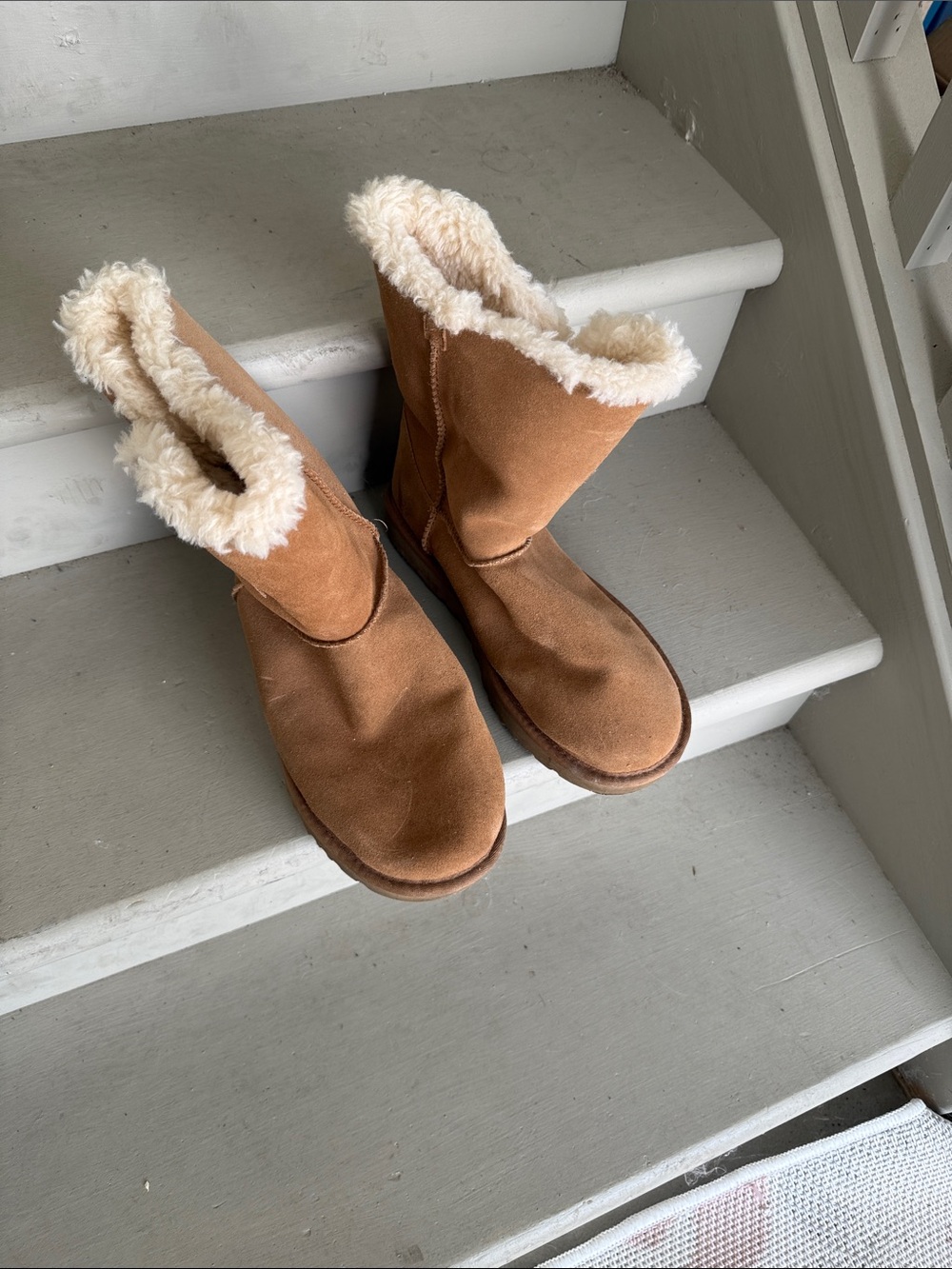 UGG Chestnut Suede Shearling-Lined Winter Boots